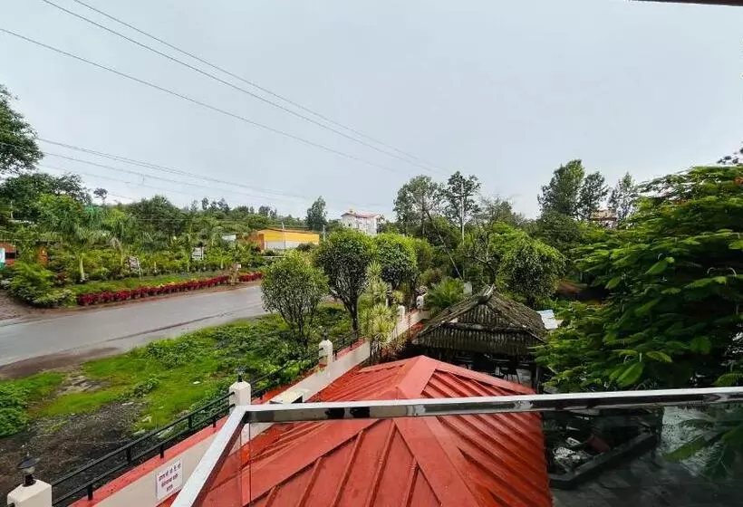 Hotelli Gulmohar Resort & Spa