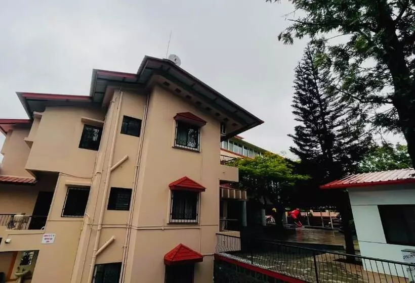 Hotelli Gulmohar Resort & Spa