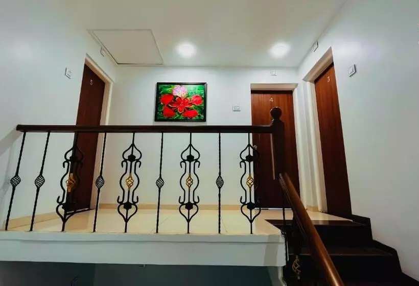Hotelli Gulmohar Resort & Spa