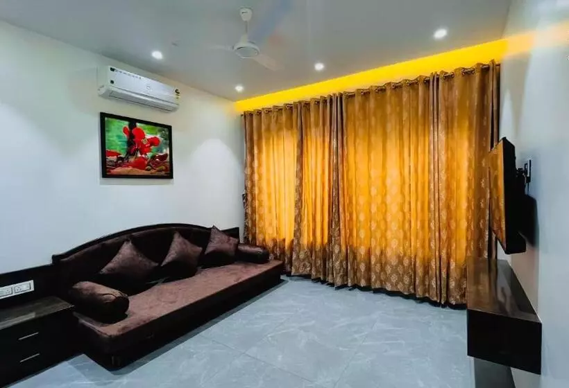 Hotelli Gulmohar Resort & Spa