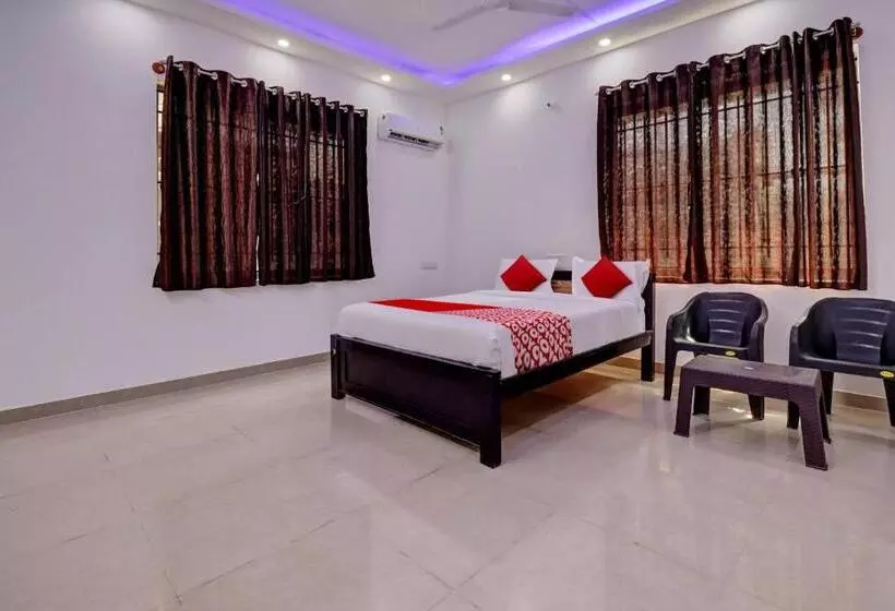 Hotelli O Maruthi Paradise