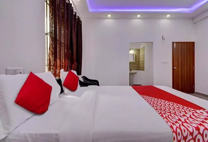 Hotelli O Maruthi Paradise