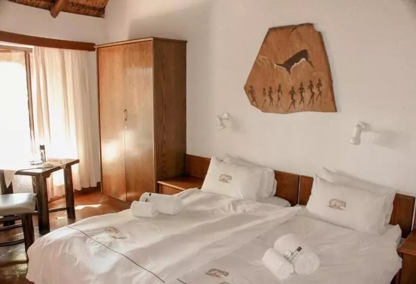 هتل Omaruru Game Lodge