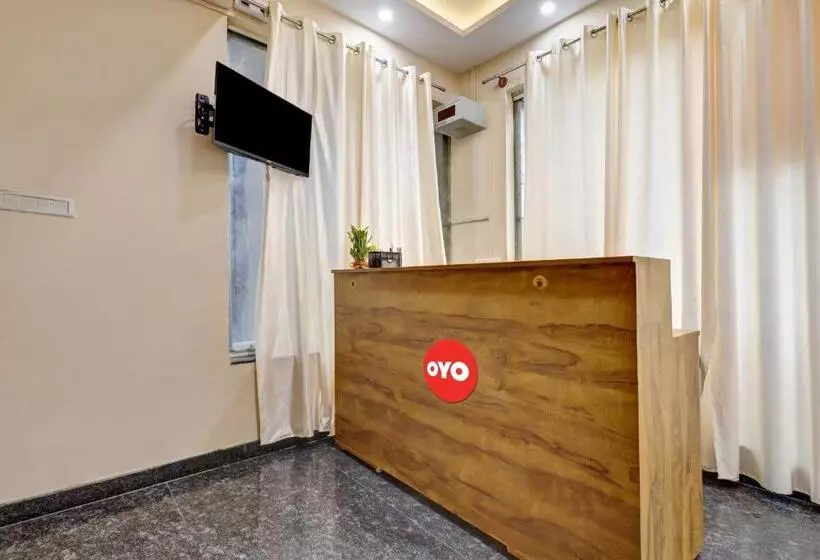 Hotelli O Maruthi Paradise