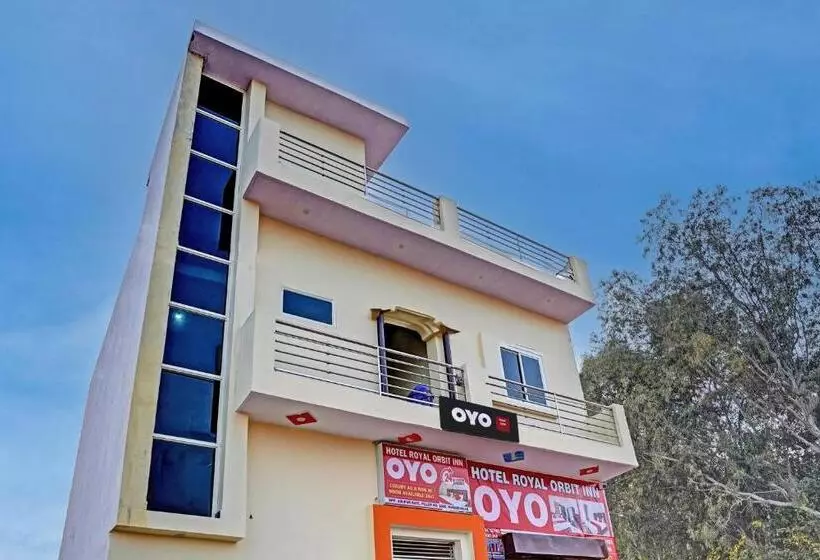 ホテル Oyo Royal Orbit Inn