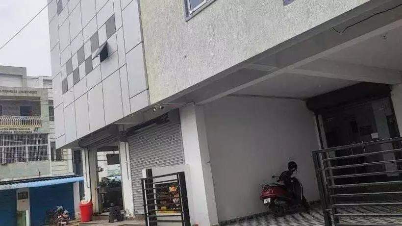 Hotelli Fabexpress Vinayak Residency