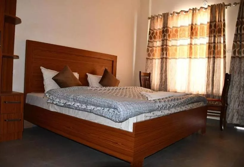 ホテル Rameshwarm Resort
