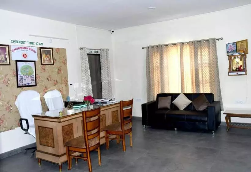 ホテル Rameshwarm Resort