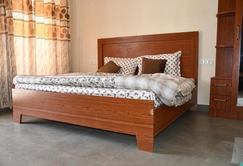 Hotell Rameshwarm Resort