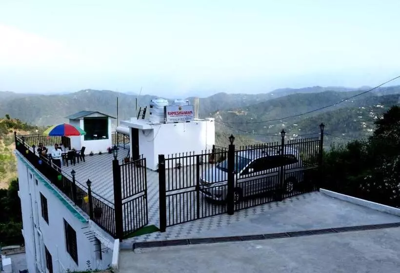 ホテル Rameshwarm Resort