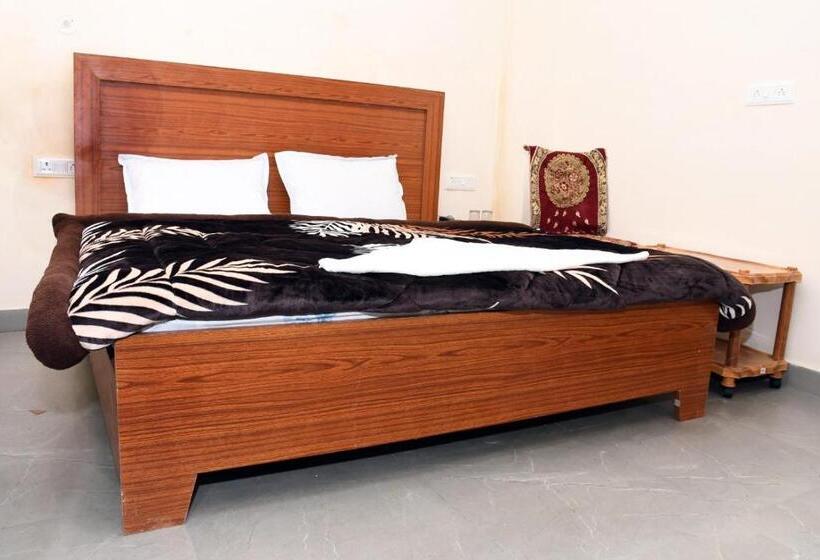 Hotell Rameshwarm Resort