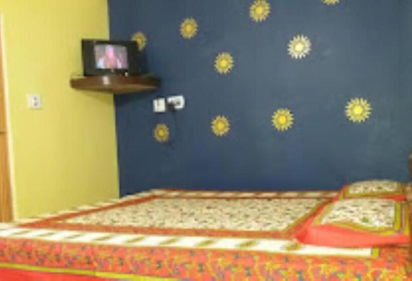 هتل Sai Nivas,bhubaneswar