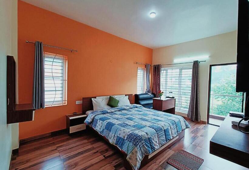 בית מלון כפרי Serenity Inn Home Stay