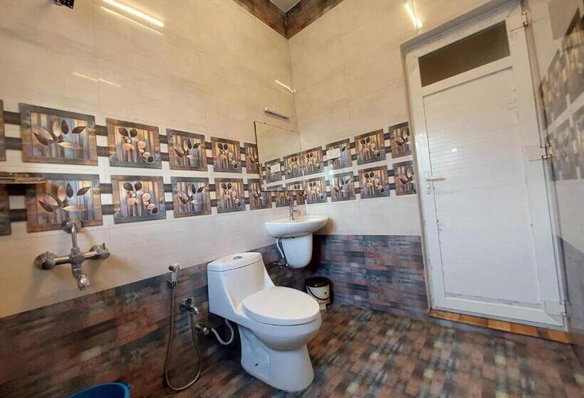 בית מלון כפרי Serenity Inn Home Stay