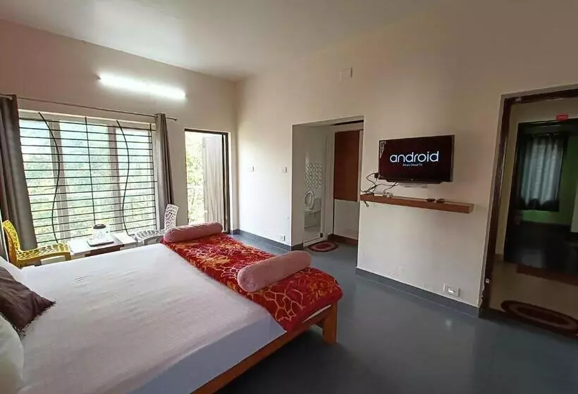 ホテル Serenity Inn Home Stay