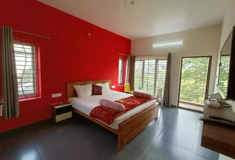 ホテル Serenity Inn Home Stay