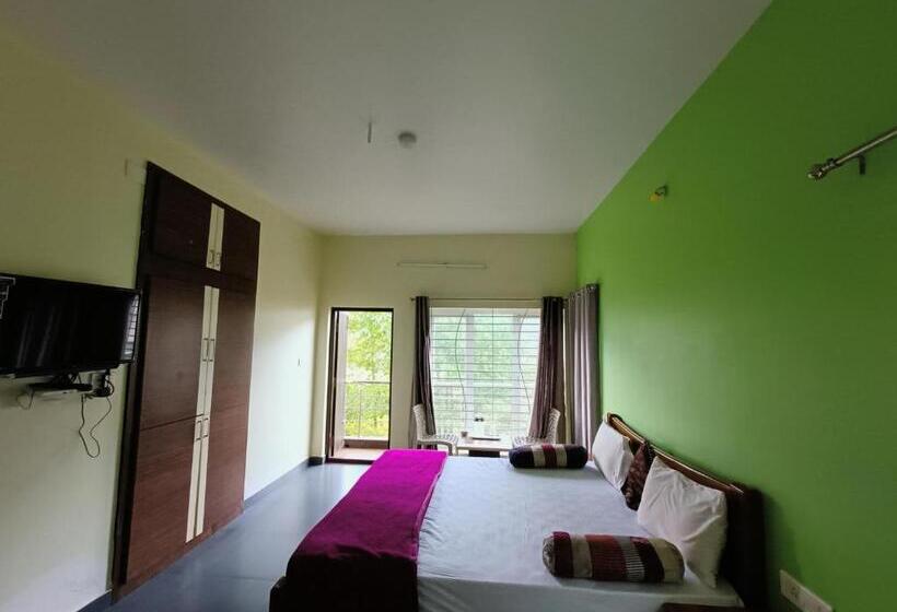 בית מלון כפרי Serenity Inn Home Stay