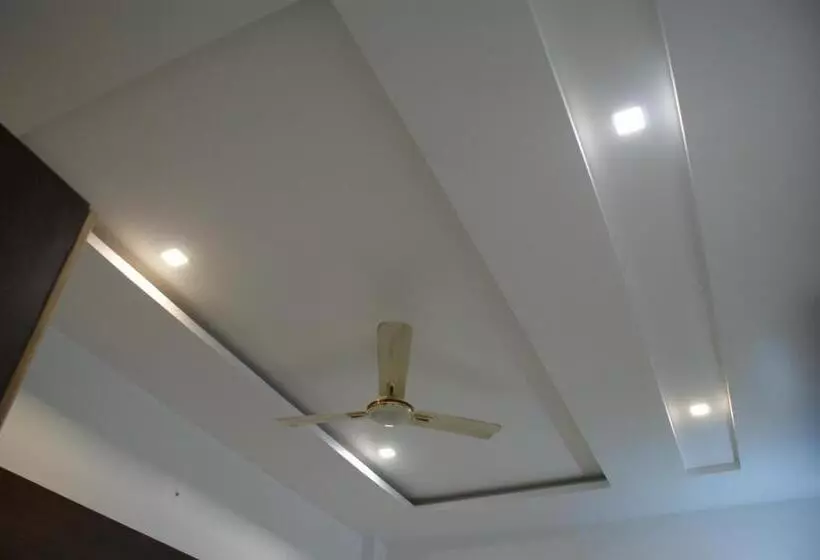 Hotelli Sriranganivas