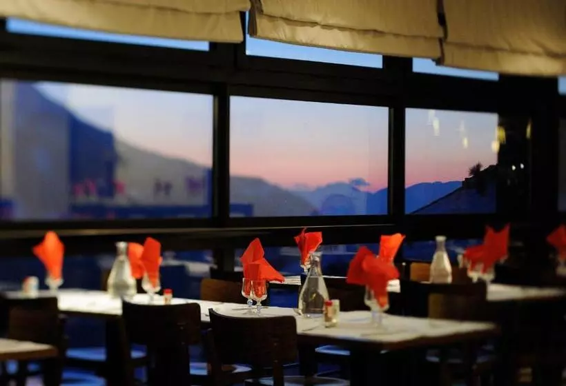 ホテル Villages Clubs Du Soleil Orcieres