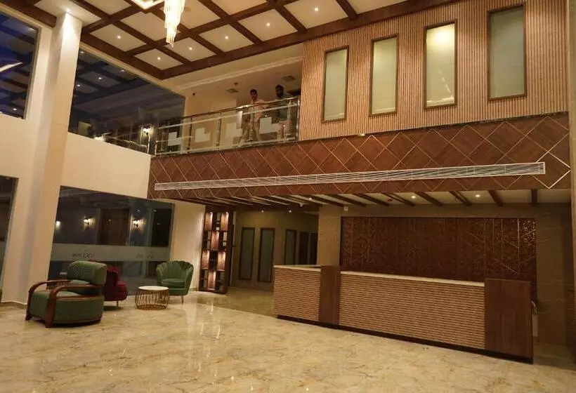 Hotelli Vkj Inn Aluva