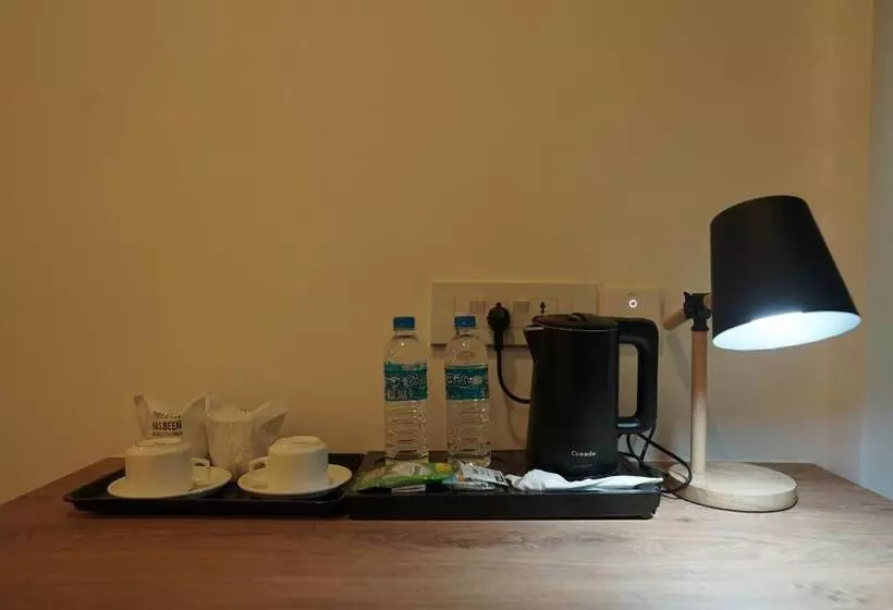 Hotelli Vkj Inn Aluva