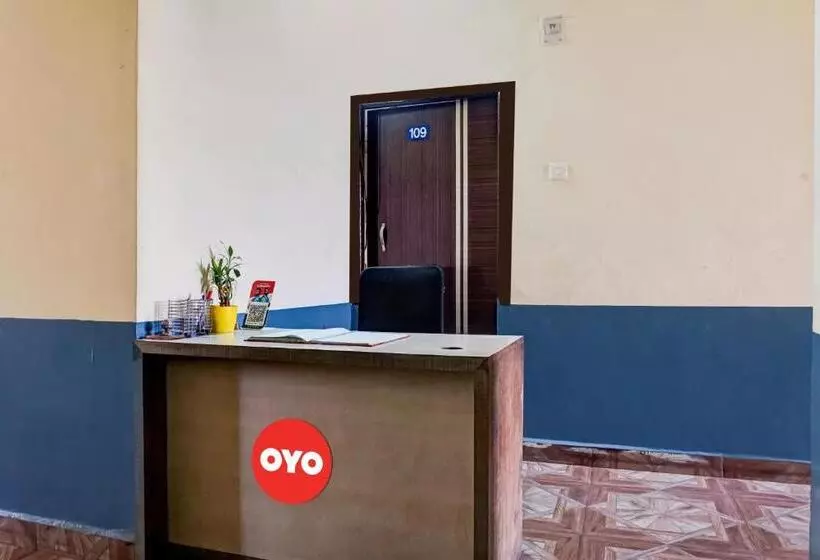 Oyo 82081 Hotel Sunrise