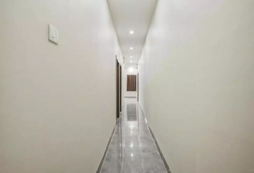 Oyo Hotel Deepali Inn