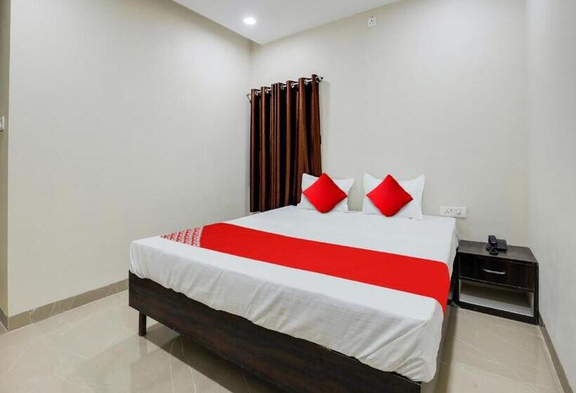 Oyo Hotel Deepali Inn