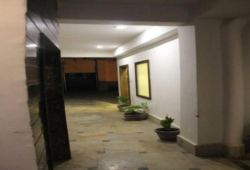 בית מלון כפרי O Shyam Utsav