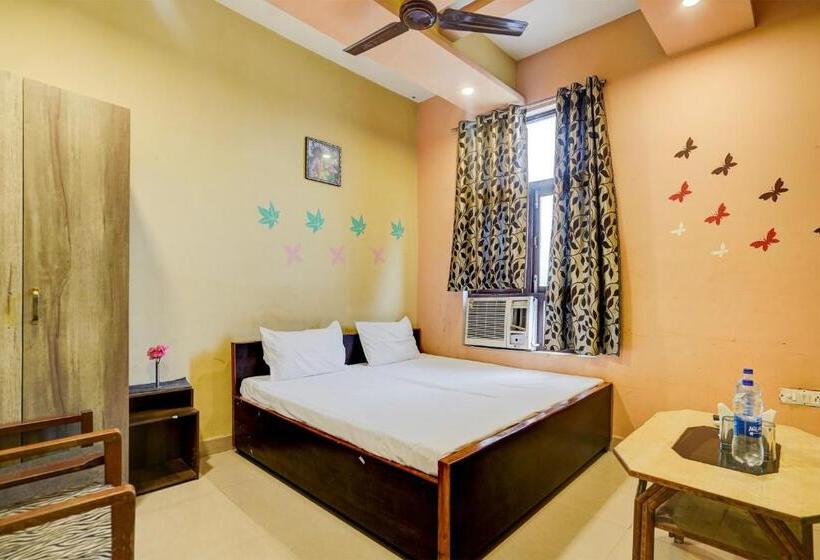 בית מלון כפרי O Shyam Utsav