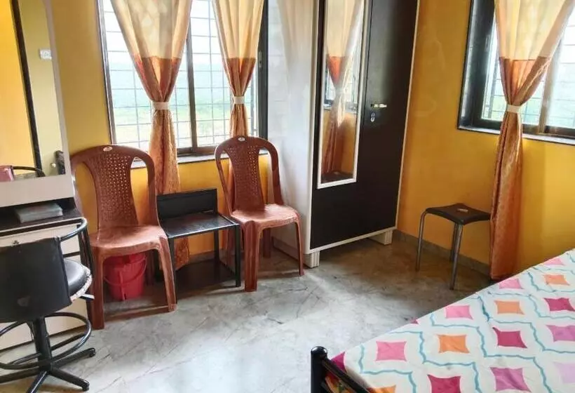 Majatalo Fulora Guest House Only Family Welcomed