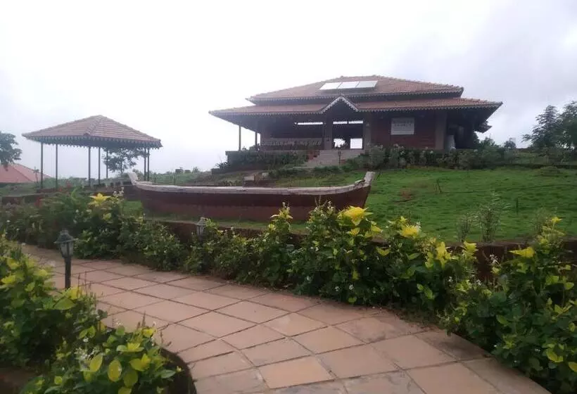 Majatalo Fulora Guest House Only Family Welcomed