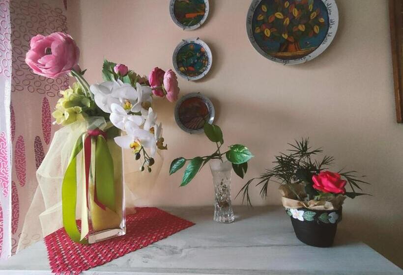 ペンション Ros S House