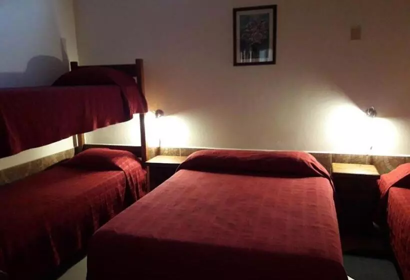 ユースホステル Hostería Cuarajhy Loreto