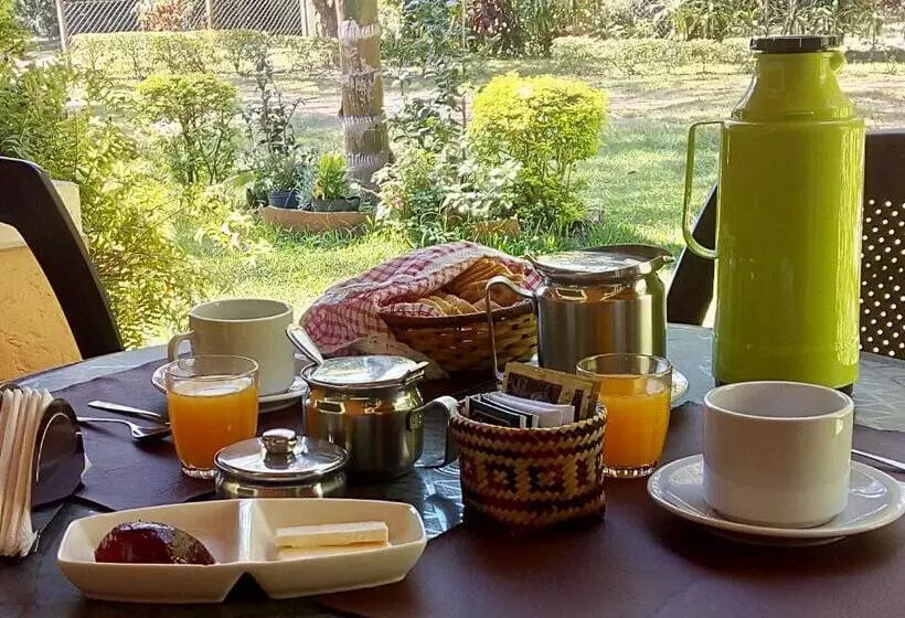 ユースホステル Hostería Cuarajhy Loreto