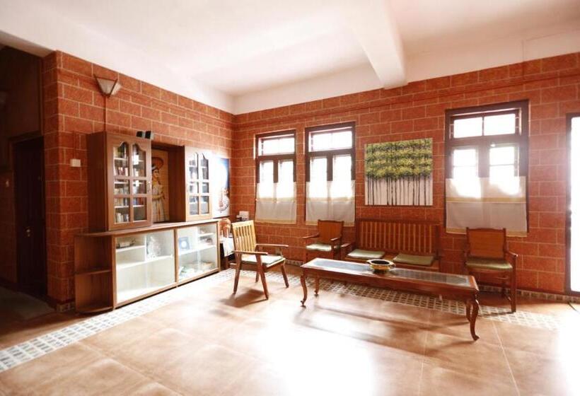 민박 Cure Monastery