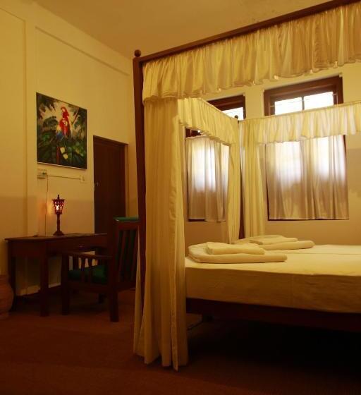 민박 Cure Monastery