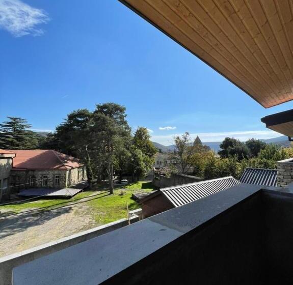 تختخواب و صبحانه Kalami