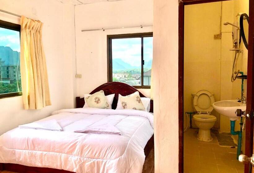 Easy Go Backpacker Hostel