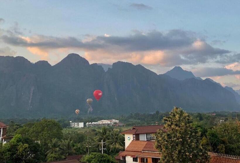 Easy Go Backpacker Hostel