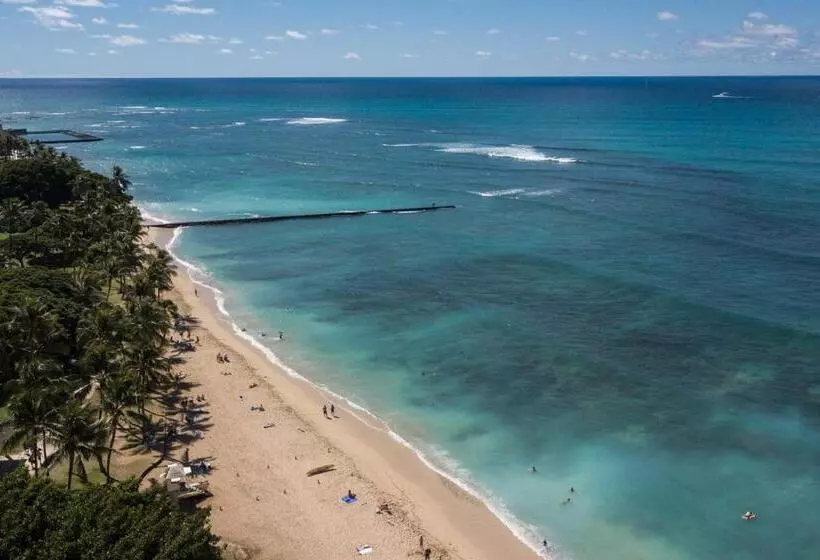 High Floor Luxury Oceanfront At Waikiki Beach Tower