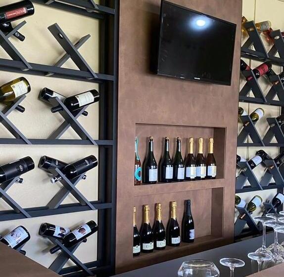 簡易ホテル Pousada água Santa