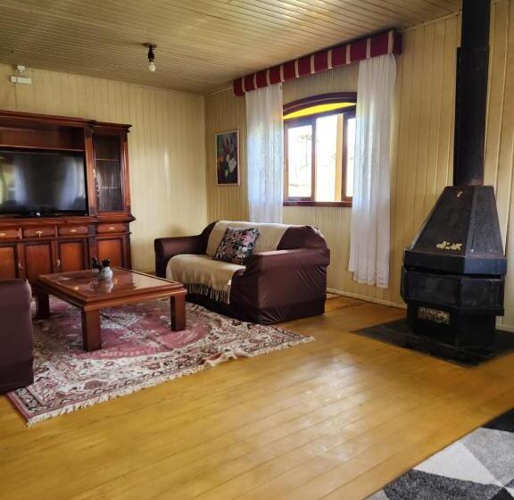 簡易ホテル Pousada água Santa