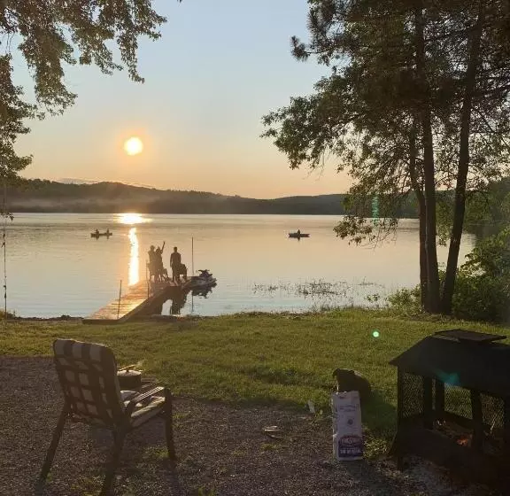 ホテル Auberge De Ferme Neuve