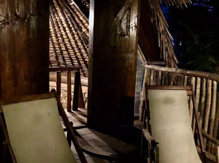 Hotelli Baker Safari Company