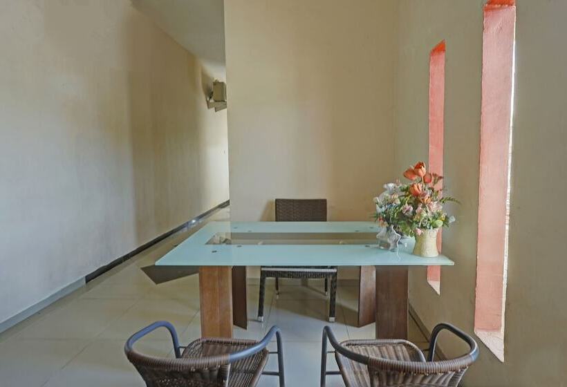 בית מלון כפרי Guesthouse Marbella By Oyo