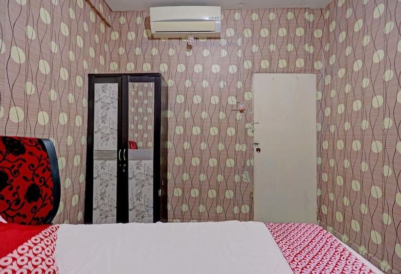 בית מלון כפרי Guesthouse Marbella By Oyo