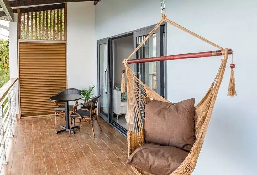 هتل Hammock Suites