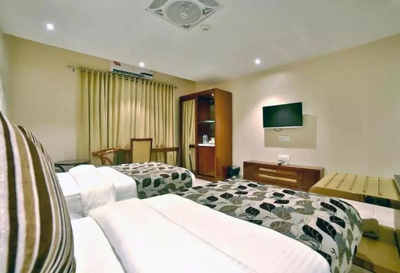 ホテル Kings Heritage Surat