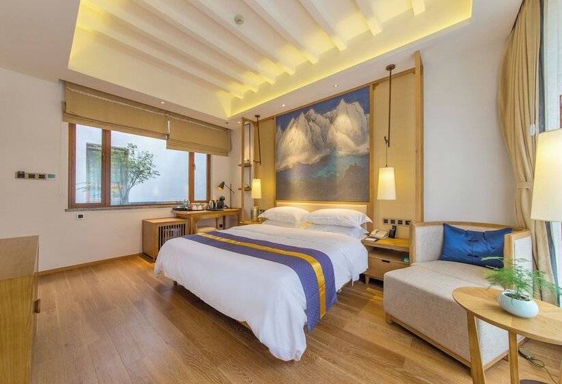 Hotel Lijiang Flavor Holiday Courtyard